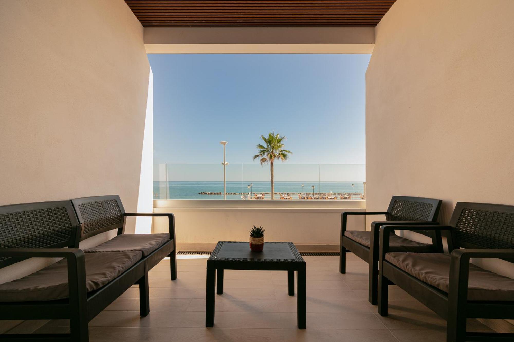 King'S Rooms Termoli Eksteriør billede